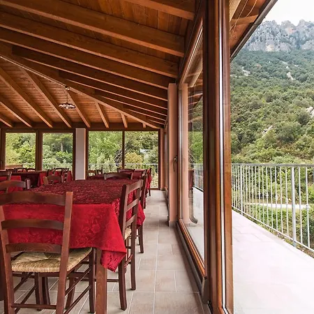 Rifugio Gorropu * 도르갈리